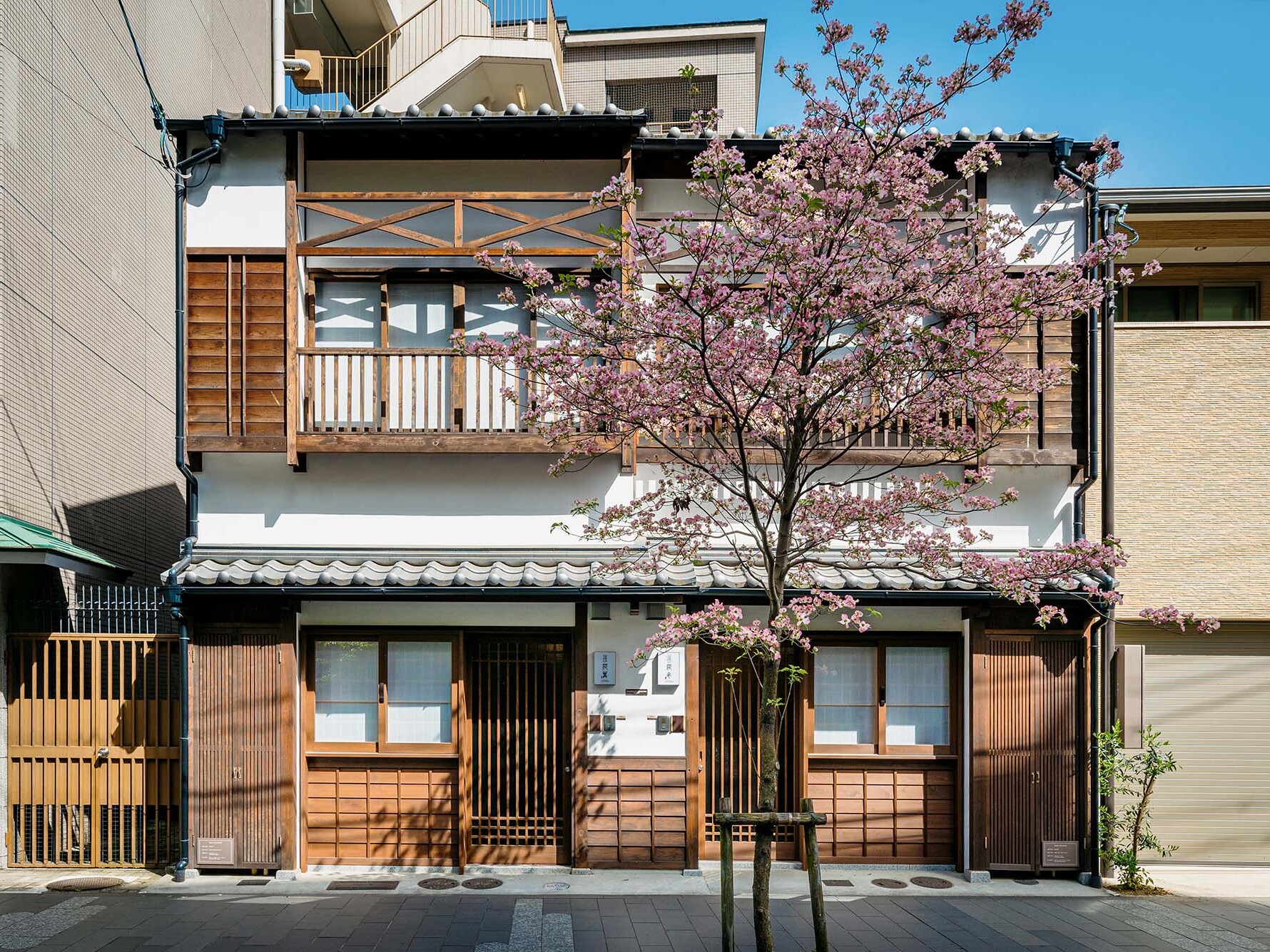 【京都で日本語・英語を活かして働く！】日本文化体験宿泊施設の予約スタッフ（アルバイト）