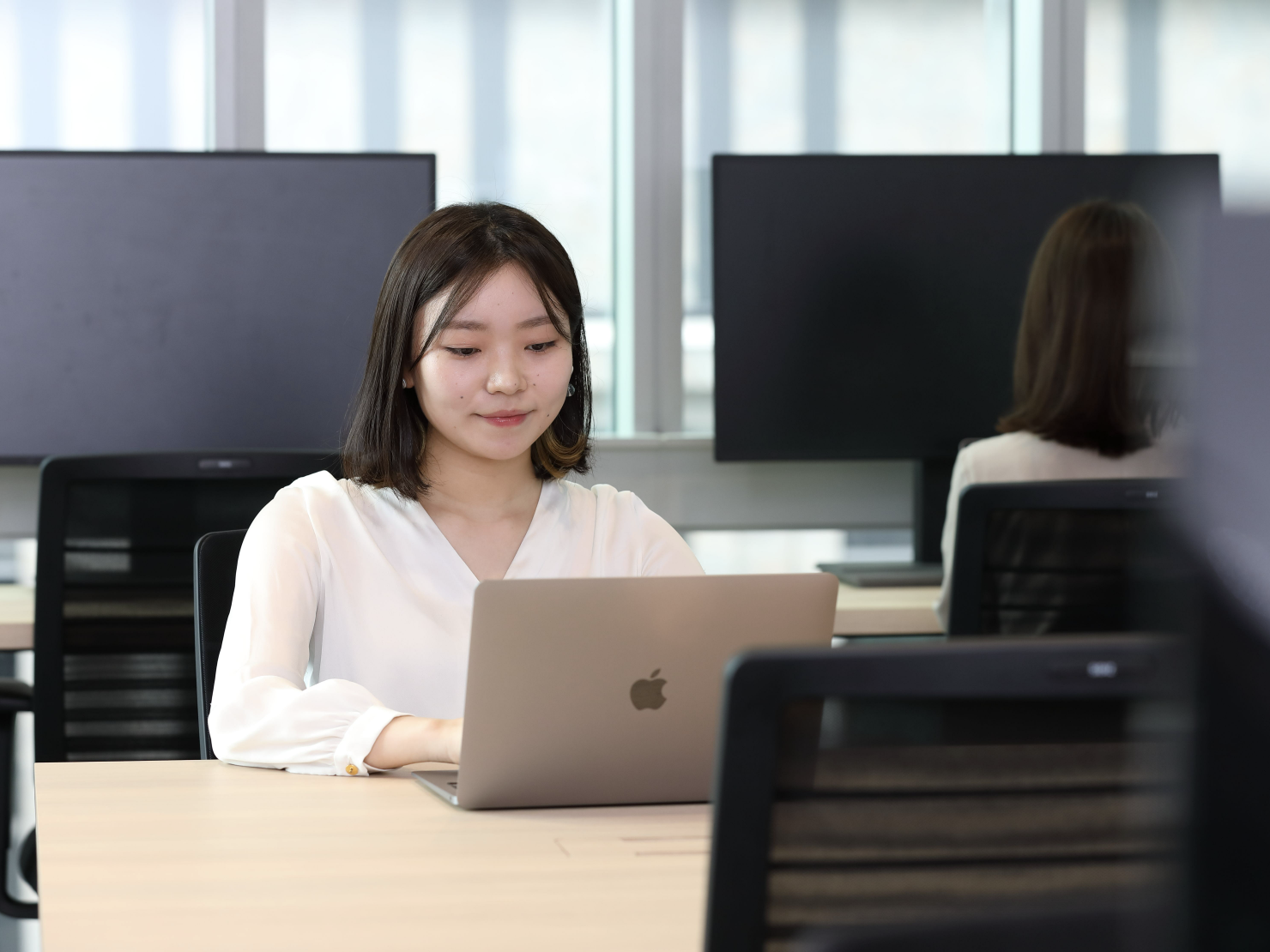 日本の観光/文化を広める！外国人向け事業の企画・営業事務募集！