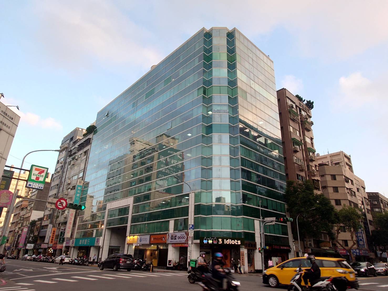 【台湾現地採用】台湾本社での営業職を募集!日本の深い旅の魅力を台湾に伝えるお仕事です◎