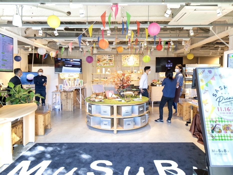 【中途採用／店舗運営スタッフ】地方創生イベントの店舗スタ･･･